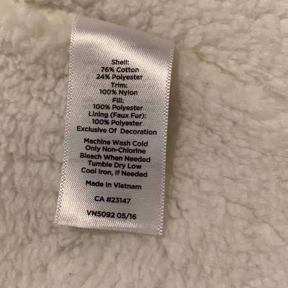 Quilted Fur vest - Picture 9 of 10